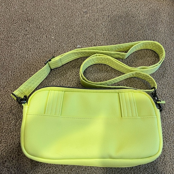 LUG Coupe XL Matte Luxe VL Convertible Crossbody Bag - Margarita - Picture 4 of 13